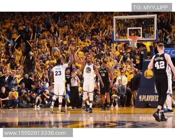 2017年WNBA飞马队与天空队精彩对决回顾与分析