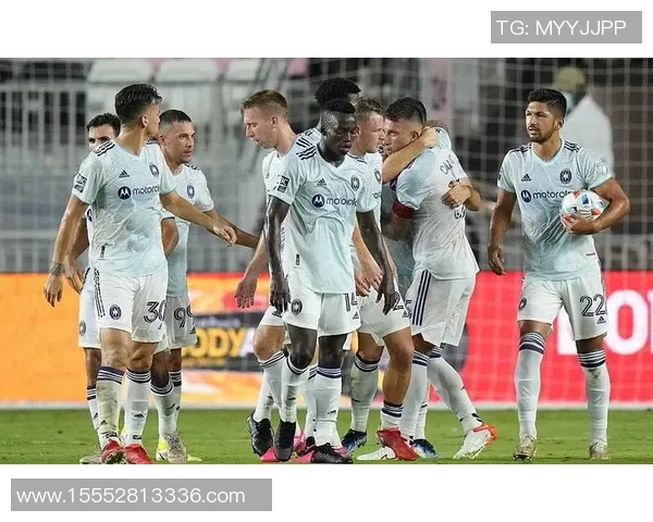 亚特兰大对阵芝加哥的精彩直播全程回顾与赛后分析