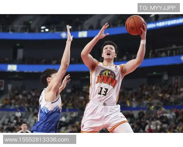 2018年CBA赛季辽宁队与青岛队激战回顾与精彩瞬间分析